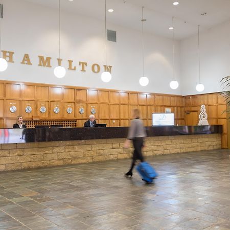 Distinction Hamilton Hotel & Conference Centre Exterior photo