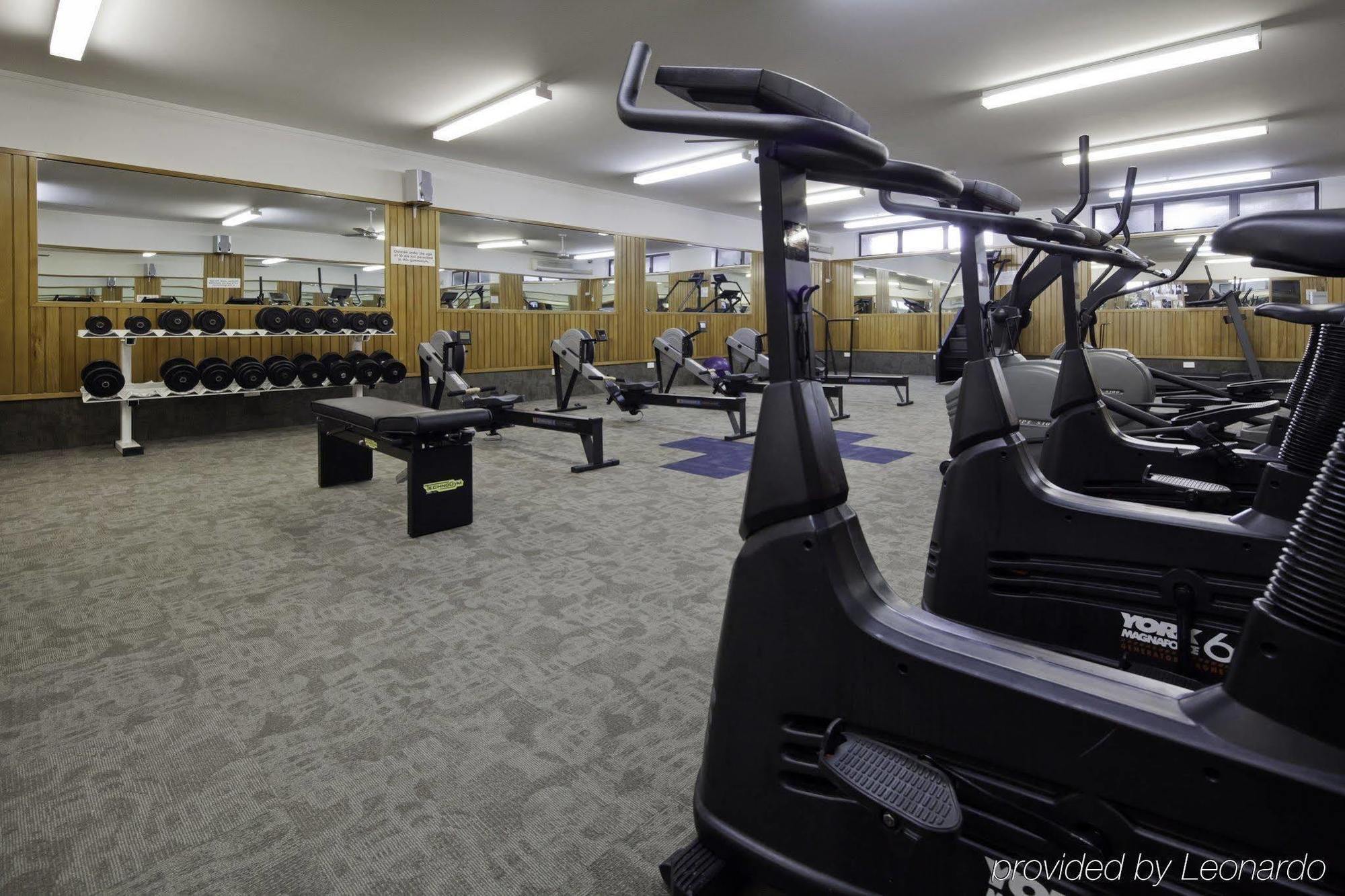 Distinction Hamilton Hotel & Conference Centre Facilities photo